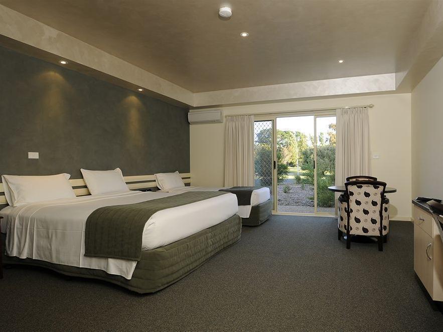 Fairways Resort Rosebud Exterior foto